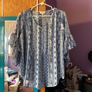Lightweight blouse (fits loosely, not a tight S)